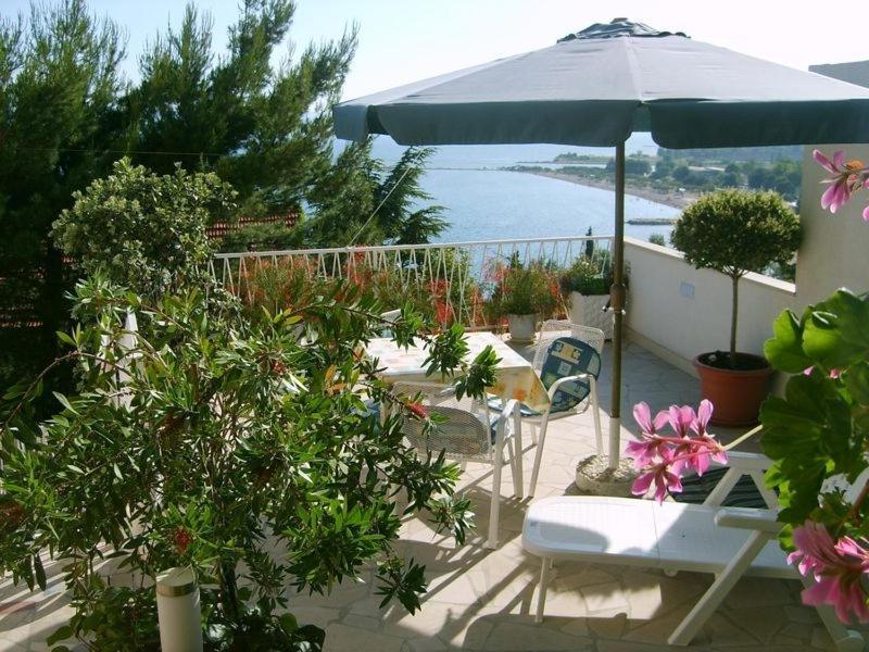 Apartment In Omis With Sea View, Balcony, Air Conditioning, Wi-Fi ภายนอก รูปภาพ